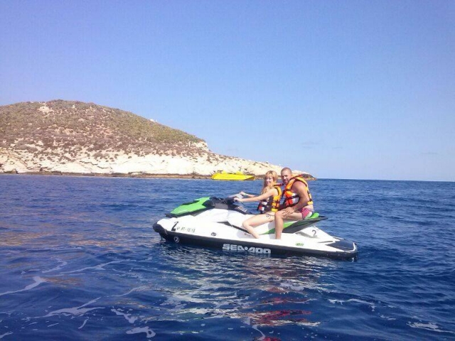  Jet ski tour in Benidorm water